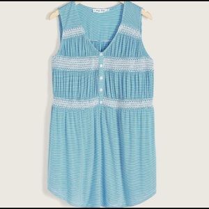 NWT • In Every Story Smocked Sleeveless Tunic Top